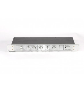 Threshold FET -10 HL Preamplifier with power supply in black
