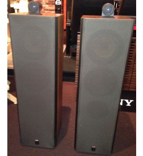 B&W 804 Matrix  (3 speakers)