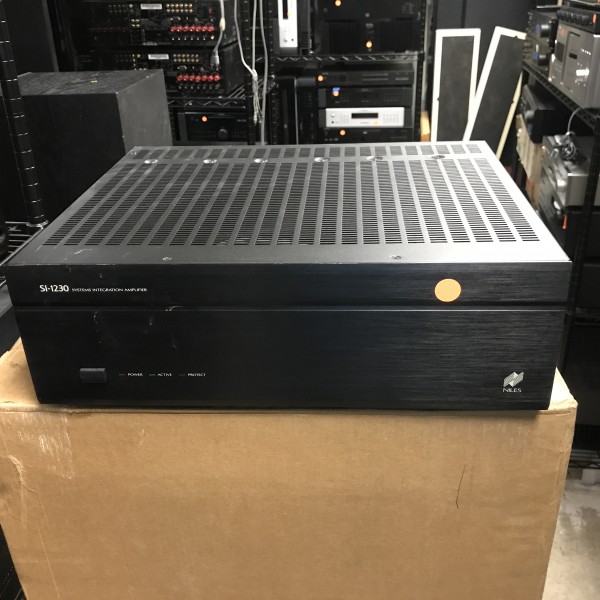 Niles SI1230 Multi Channel Power Amplifier Power Amplifiers