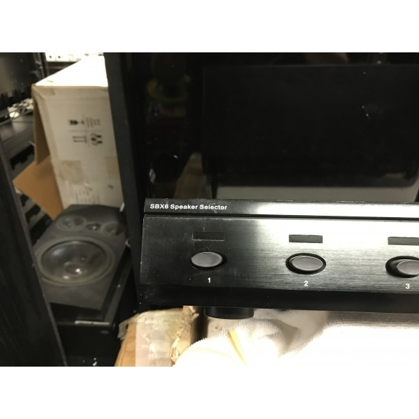 Speakercraft multi 2025 room speaker selector